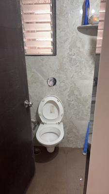 Reddys Jewel Bathroom 3