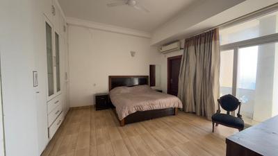 Bedroom Image of 4530 Sq.ft 4 BHK Penthouse for sale in Amrapali Silicon City, Sector 76 Noida for Rs. 34100000