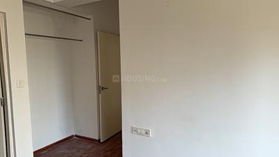 Bedroom Image of 1080 Sq.ft 2 BHK Apartment / Flat for rent in Adani The Meadows, Shantigram Ahmedabad for Rs. 22500