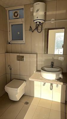 Image of 2400 Sq.ft 4 BHK Builder Floor for sale in SS Linden Residential Floors, Sector 84, Gurgaon for Rs. 30800000