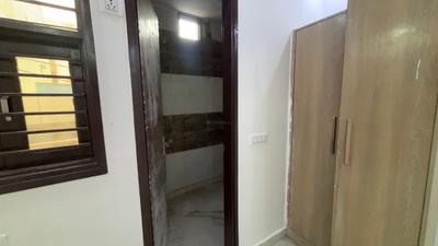 Image of 1200 Sq.ft 4 BHK Apartment / Flat for sale in Sector 4 Rohini, New Delhi for Rs. 6000000