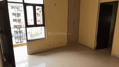 Bedroom Image of 1300 Sq.ft 3 BHK Apartment / Flat for sale in Mahagun Puram Phase 1, Mahagunpuram Ghaziabad for Rs. 7950000