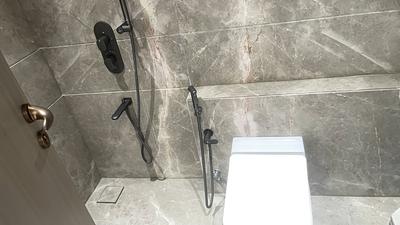 Image of 1570 Sq.ft 3 BHK Apartment / Flat for sale in Gurukrupa Alaknanda, Juhu, Mumbai for Rs. 97000000