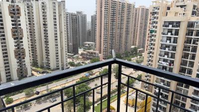 Bedroom Image of 1105 Sq.ft 2.5 BHK Apartment / Flat for sale in Gulshan Bellina, Noida Extension Greater Noida for Rs. 12000000