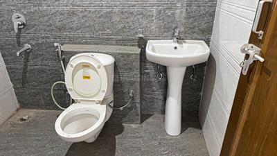 Image of 1000 Sq.ft 2 BHK Apartment / Flat for rent in Rohit Grand, Guramba, Lucknow for Rs. 15500
