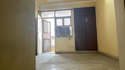 Bedroom Image of 1700 Sq.ft 3 BHK Apartment / Flat for rent in Vasundhara Ghaziabad for Rs. 26000