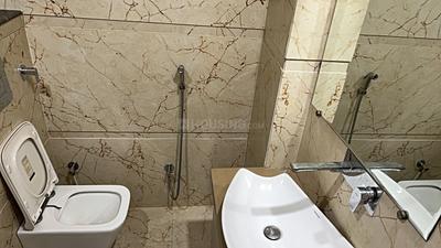 Image of 1300 Sq.ft 3 BHK Builder Floor for rent in Shahdara, New Delhi for Rs. 45000