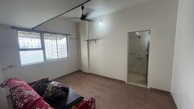 Bedroom Image of 800 Sq.ft 2 BHK Apartment / Flat for rent in Dheeraj Enclave, Borivali East Mumbai for Rs. 50000