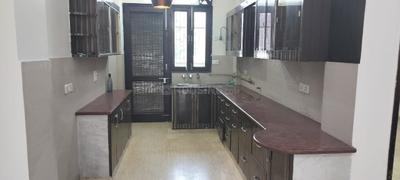 Kitchen Image of 1800 Sq.ft 3 BHK Independent House for rent in Sector 41 Noida for Rs. 45000