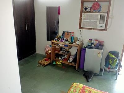 Bedroom Image of 800 Sq.ft 1 RK Builder Floor for rent in Lajpat Nagar New Delhi for Rs. 21000