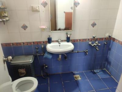 Bathroom Image of 1500 Sq.ft 3 BHK Apartment / Flat for sale in Bramhacorp Majestic, Kondhwa Pune for Rs. 12000000