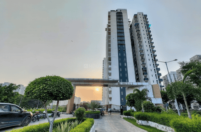 Image of 1300 Sq.ft 2 BHK Apartment / Flat for sale in The 3C Lotus Boulevard, Sector 100, Noida for Rs. 20000000