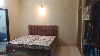 Bedroom Image of 1350 Sq.ft 3 BHK Builder Floor for rent in Lohgarh Zirakpur for Rs. 18000