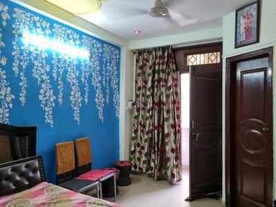 Bedroom Image of 850 Sq.ft 3 BHK Apartment / Flat for sale in Uttam Nagar New Delhi for Rs. 3400000