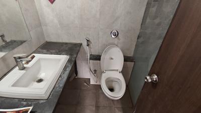 Image of 1650 Sq.ft 3 BHK Apartment / Flat for rent in Kolte Patil Ivy Apartment E V And VI, Wagholi, Pune for Rs. 31000
