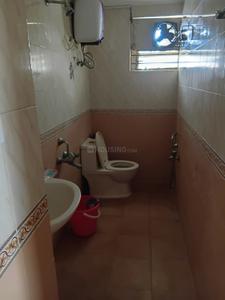 Bathroom Image of 940 Sq.ft 2 BHK Apartment / Flat for sale in Shriram White House Apartment, RT Nagar Bengaluru for Rs. 10500000