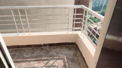 Balcony Image of 1320 Sq.ft 2.5 BHK Apartment / Flat for sale in Supertech Livingston, Crossings Republik Ghaziabad for Rs. 9500000