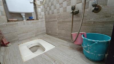 Bathroom Image of 650 Sq.ft 1 BHK Apartment / Flat for rent in Kalwa Thane for Rs. 21000