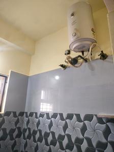 Common Bathroom Image of 660 Sq.ft 2 BHK Builder Floor for rent in Marathahalli Bengaluru for Rs. 22000
