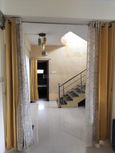 Hall Image of 1500 Sq.ft 3 BHK Apartment / Flat for rent in Shri Nagar Indore for Rs. 35000