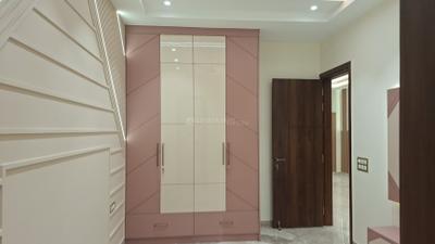 Bedroom Image of 1125 Sq.ft 3 BHK Builder Floor for sale in Vikaspuri New Delhi for Rs. 22000000