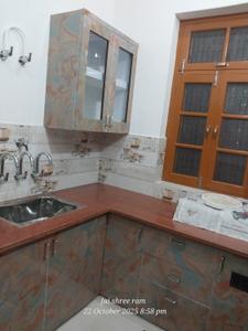 Kitchen Image of 1500 Sq.ft 2 BHK Builder Floor for rent in Barel Barabanki for Rs. 9000
