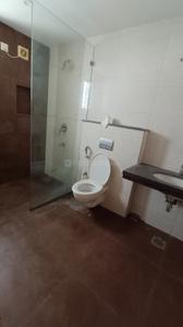Bathroom Image of 3300 Sq.ft 4 BHK Villa for rent in Uthandi Chennai for Rs. 80000