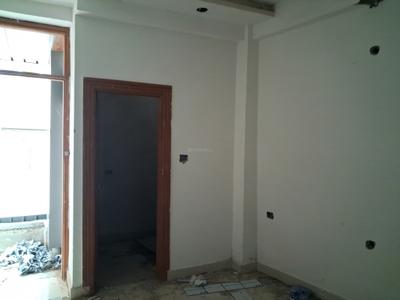 Bedroom Image of 1250 Sq.ft 2.5 BHK Apartment / Flat for sale in Sector 73 Noida for Rs. 4500000