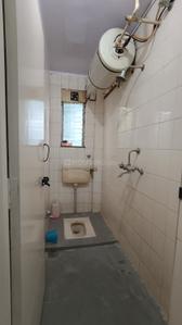 Bathroom Image of 1000 Sq.ft 2 BHK Apartment / Flat for rent in Mukund Nagar Pune for Rs. 45000