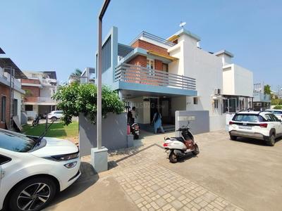 Building Image of 1650 Sq.ft 3 BHK Independent House for rent in New Alkapuri Vadodara for Rs. 30000