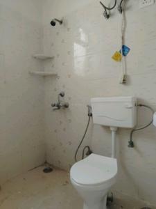 Bedroom One Image of 710 Sq.ft 2 BHK Apartment / Flat for rent in Shree Vardhman Mantra, Sector 67 Gurgaon for Rs. 29000
