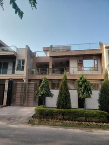 Image of 2000 Sq.ft 1.5 BHK Independent House for sale in Sigma III, Greater Noida for Rs. 38000000