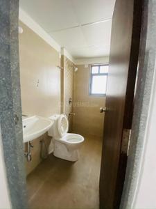 Bathroom Image of 1480 Sq.ft 3 BHK Apartment / Flat for rent in Adani Amogha, Shantigram Ahmedabad for Rs. 30000