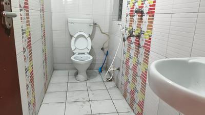 Image of 1367 Sq.ft 3 BHK Apartment / Flat for sale in Chinar Park, Kolkata for Rs. 6800000