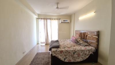 Bedroom Image of 1700 Sq.ft 3 BHK Apartment / Flat for rent in DLF Express Greens, Manesar Gurgaon for Rs. 38000