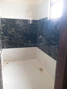 Bathroom Image of 1400 Sq.ft 3 BHK Apartment / Flat for sale in Azad Nagar Kanpur for Rs. 8500000