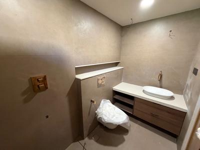 Bathroom Image of 4000 Sq.ft 4 BHK Independent House for sale in Kakkanad Kochi for Rs. 37500000