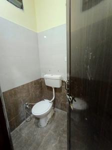Bathroom Image of 2000 Sq.ft 2 BHK Independent House for rent in Agyay Nagar Bilaspur for Rs. 11000