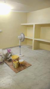 Bedroom Image of 560 Sq.ft 1 BHK Builder Floor for rent in Patparganj New Delhi for Rs. 13000