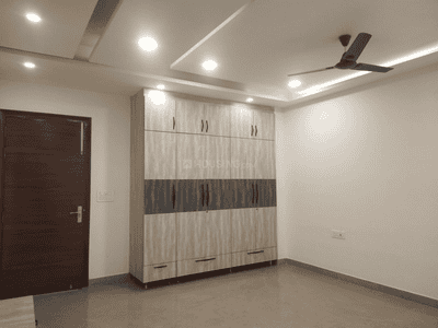 Image of 3000 Sq.ft 4 BHK Builder Floor for sale in Paschim Vihar, New Delhi for Rs. 45000000