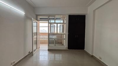 Hall Image of 2000 Sq.ft 4 BHK Apartment / Flat for sale in Ramprastha Pearl Court, Vaishali Ghaziabad for Rs. 36000000