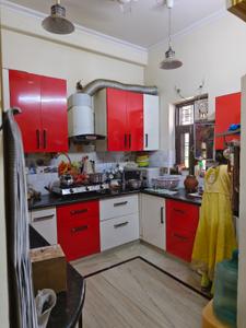 Kitchen Image of 2000 Sq.ft 3 BHK Builder Floor for rent in Sector 46 Noida for Rs. 35000