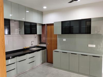 Kitchen Image of 2500 Sq.ft 3 BHK Apartment / Flat for rent in Sangani Shaligram Lakeview, Vaishno Devi Circle Ahmedabad for Rs. 32000