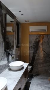Bathroom Image of 9000 Sq.ft 5 BHK Duplex for sale in Hauz Khas New Delhi for Rs. 320000000