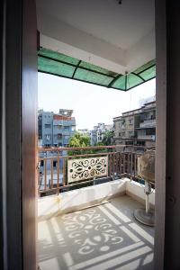 Balcony Image of 1395 Sq.ft 3 BHK Apartment / Flat for sale in Maninagar Ahmedabad for Rs. 8950000