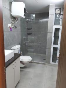 Bathroom Image of 900 Sq.ft 2 BHK Apartment / Flat for rent in Malviya Nagar New Delhi for Rs. 50000