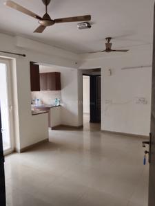 Hall Image of 1100 Sq.ft 2.5 BHK Apartment / Flat for rent in Sethi Max Royal, Sector 76 Noida for Rs. 30000