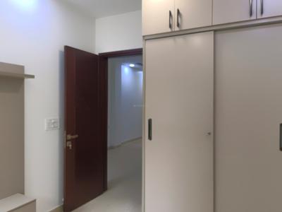 Bedroom Image of 720 Sq.ft 2 BHK Builder Floor for sale in Mukherjee Nagar New Delhi for Rs. 12000000