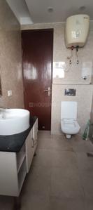 Bathroom Image of 2000 Sq.ft 3 BHK Builder Floor for rent in Vivek Vihar New Delhi for Rs. 50000