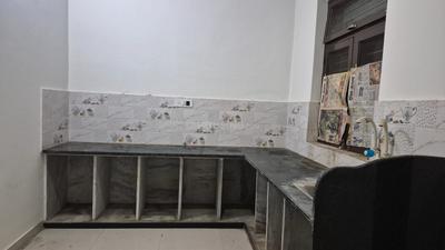Kitchen Image of 1650 Sq.ft 2 BHK Independent House for rent in Manghatai Agra for Rs. 11000